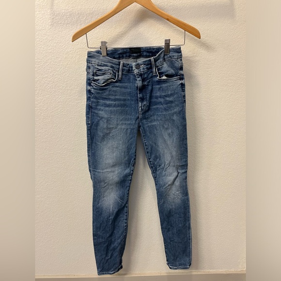 Mother The Looker Ankle Jeans in We the Animals 26 - Picture 5 of 10